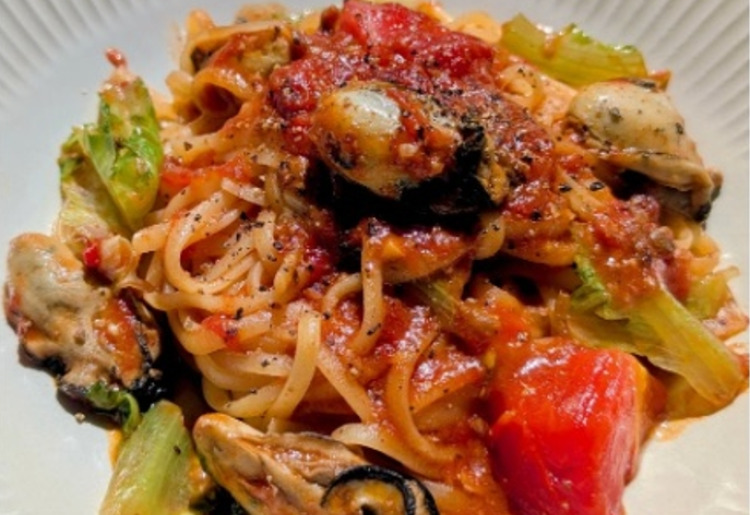 牡蠣のアラビアータ (リングイネorペンネ)